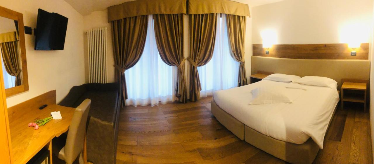 Olympic Regina Hotel Pinzolo Exterior foto
